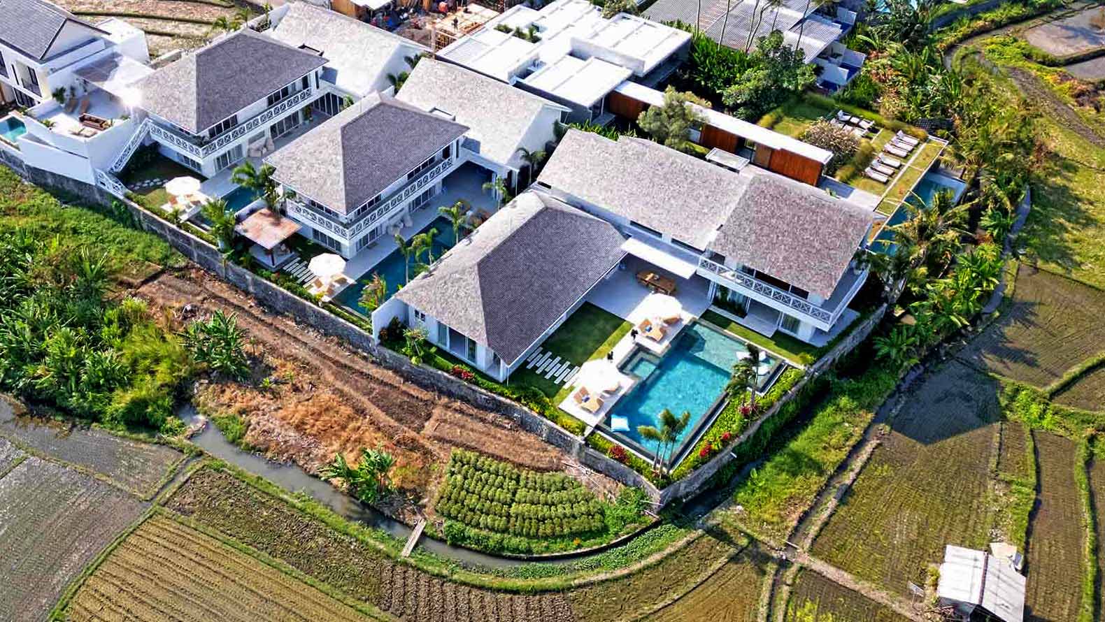 The Villas Ion